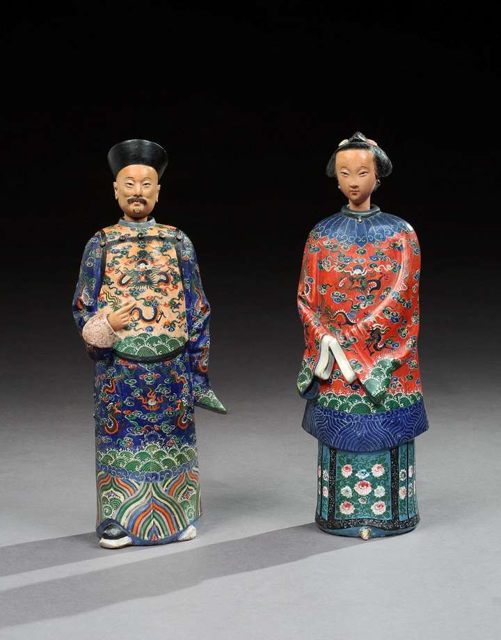 A pair of Chinese export clay nodding figures